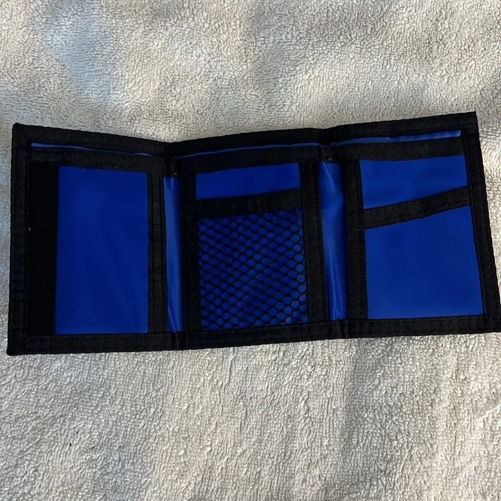 Blue Wallet - Authentic sportsman